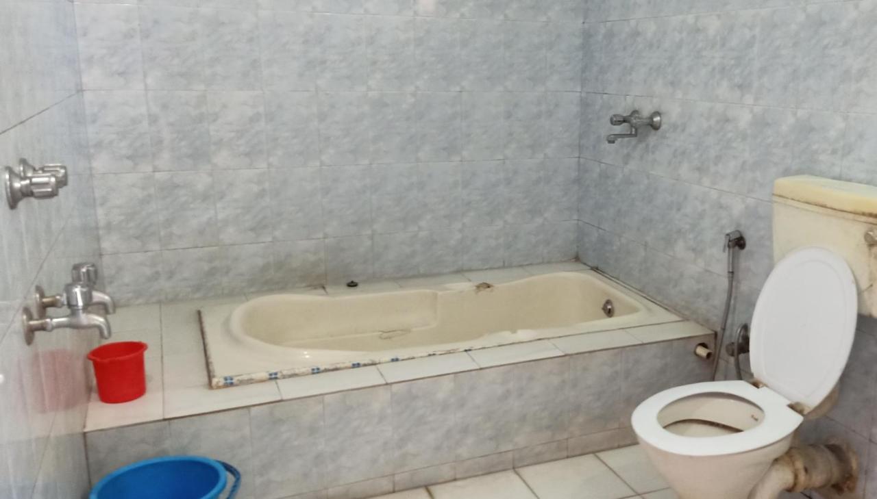 Lg Towers Otel Guwahati Dış mekan fotoğraf