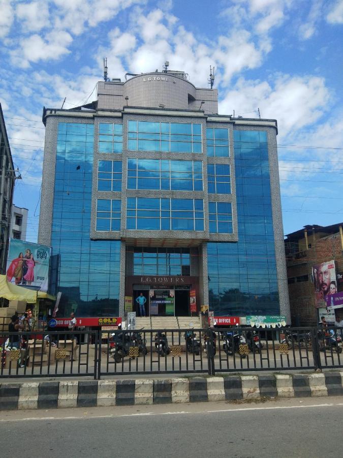 Lg Towers Otel Guwahati Dış mekan fotoğraf