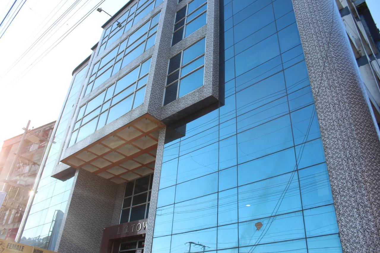Lg Towers Otel Guwahati Dış mekan fotoğraf